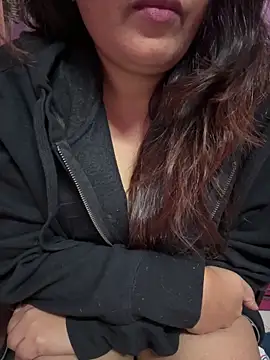  nishalove19 online show from November 24, 2025, 7:57 pm