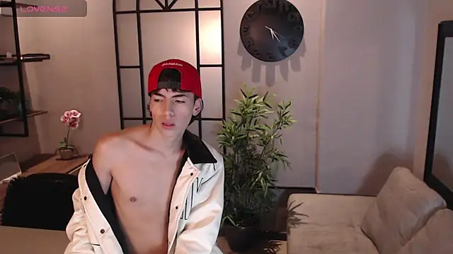 Snapshot of MattiDeLuca chatting on December 27, 2024, 11:39 am MattiDeLuca online show from December 27, 2024, 11:39 am