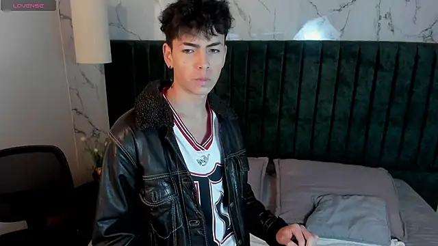 Snapshot of MattiDeLuca chatting on January 31, 2025, 11:56 am MattiDeLuca online show from January 31, 2025, 11:56 am