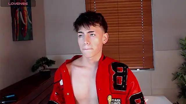 Snapshot of MattiDeLuca chatting on February 20, 2025, 12:47 pm MattiDeLuca online show from February 20, 2025, 12:47 pm