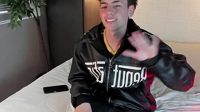 Snapshot of MattiDeLuca chatting on March 19, 2025, 11:39 am MattiDeLuca online show from March 19, 2025, 11:39 am