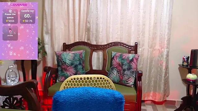 sara florez1 online show from October 3, 2025, 11:18 am