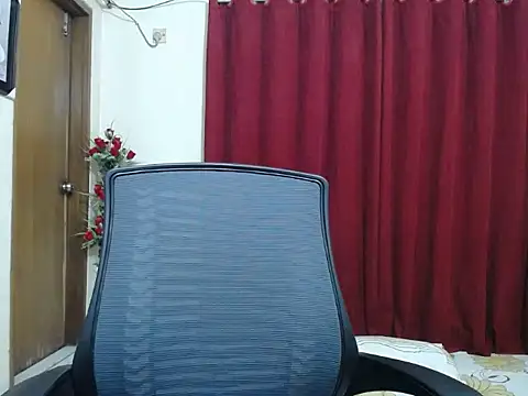 taisina online show from February 27, 2025, 2:32 pm