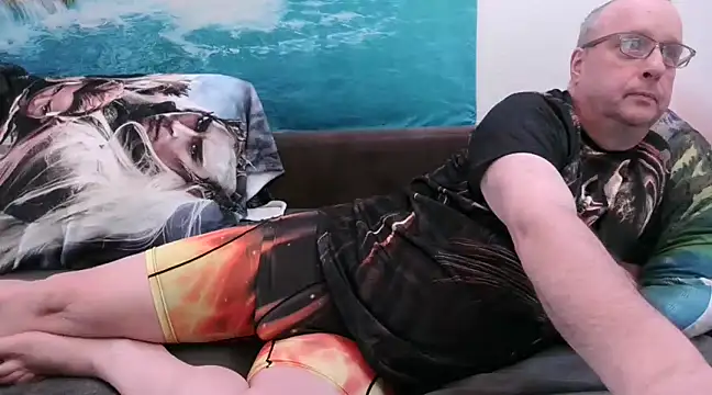 Snapshot of Manfred1012 chatting on January 15, 2025, 1:20 pm Manfred1012 online show from January 15, 2025, 1:20 pm