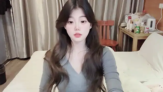 yangyang-1115 online show from February 14, 2025, 12:47 pm