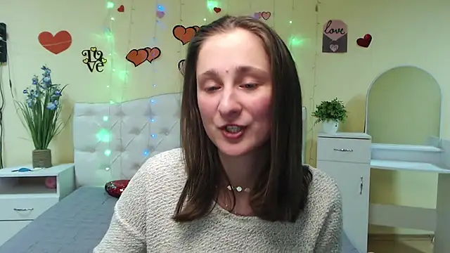 Snapshot of MichelLeee chatting on February 25, 2025, 3:05 pm MichelLeee online show from February 25, 2025, 3:05 pm
