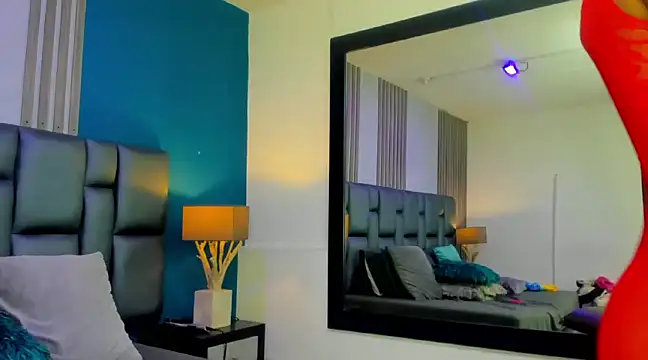 AshleyHill2 online show from February 26, 2025, 6:04 am