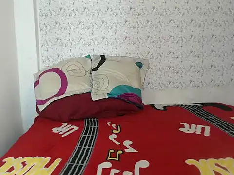 Snapshot of babydoll_superhot chatting on October 8, 2025, 3:15 am babydoll superhot online show from October 8, 2025, 3:15 am