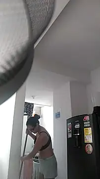 Snapshot of nicolle_milf1978 chatting on November 11, 2025, 12:05 pm nicolle milf1978 online show from November 11, 2025, 12:05 pm