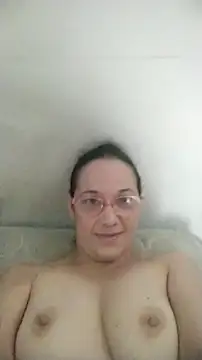 Snapshot of nicolle_milf1978 chatting on November 30, 2025, 1:04 pm nicolle milf1978 online show from November 30, 2025, 1:04 pm