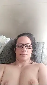 Snapshot of nicolle_milf1978 chatting on December 2, 2025, 1:17 pm nicolle milf1978 online show from December 2, 2025, 1:17 pm