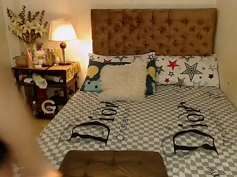 playtimesussy69 online show from December 4, 2025, 1:15 am