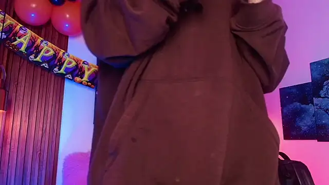 Noah Xitruxx online show from October 8, 2025, 3:15 am