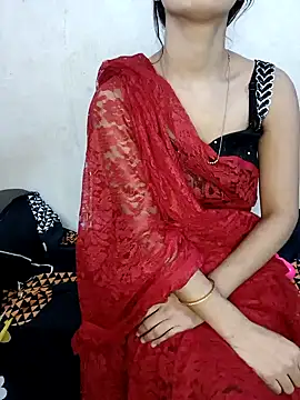 xpihu online show from December 7, 2024, 6:15 pm