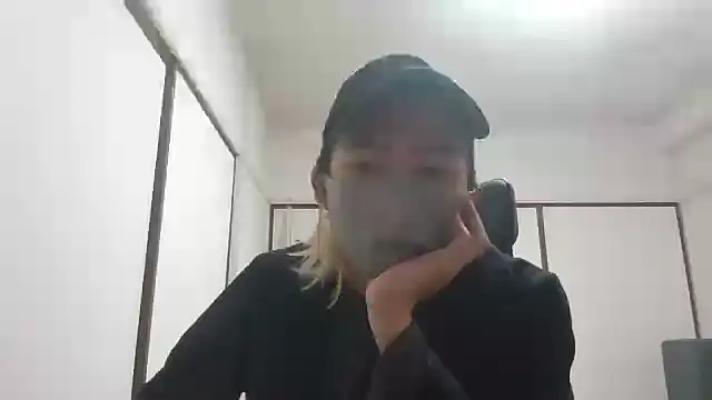 Snapshot of Manato_jp_1215 chatting on December 8, 2024, 7:47 am Manato jp 1215 online show from December 8, 2024, 7:47 am