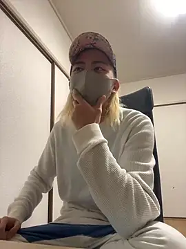 Snapshot of Manato_jp_1215 chatting on January 6, 2025, 10:35 am Manato jp 1215 online show from January 6, 2025, 10:35 am