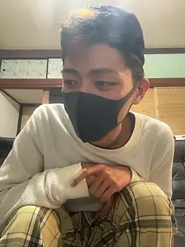 Snapshot of Manato_jp_1215 chatting on December 19, 2025, 12:34 pm Manato jp 1215 online show from December 19, 2025, 12:34 pm