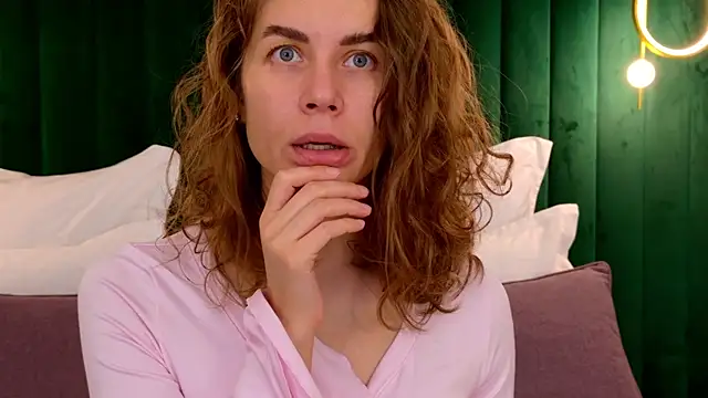 Snapshot of VikkiStorm chatting on November 26, 2025, 3:07 am VikkiStorm online show from November 26, 2025, 3:07 am