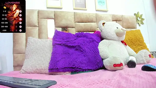 Snapshot of athenasexxxy chatting on February 5, 2025, 10:55 pm athenasexxxy online show from February 5, 2025, 10:55 pm