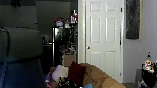 Snapshot of BigKittyRaven chatting on December 5, 2024, 1:14 am BigKittyRaven online show from December 5, 2024, 1:14 am