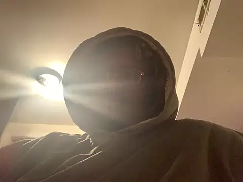 Snapshot of BigKittyRaven chatting on December 31, 2024, 2:08 am BigKittyRaven online show from December 31, 2024, 2:08 am