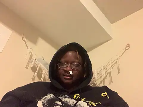 Snapshot of BigKittyRaven chatting on January 2, 2025, 4:09 am BigKittyRaven online show from January 2, 2025, 4:09 am