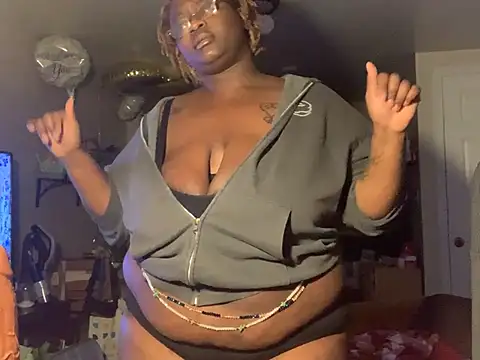 Snapshot of BigKittyRaven chatting on February 26, 2025, 4:58 am BigKittyRaven online show from February 26, 2025, 4:58 am