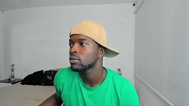 Dylan Taylor online show from February 19, 2025, 3:39 am