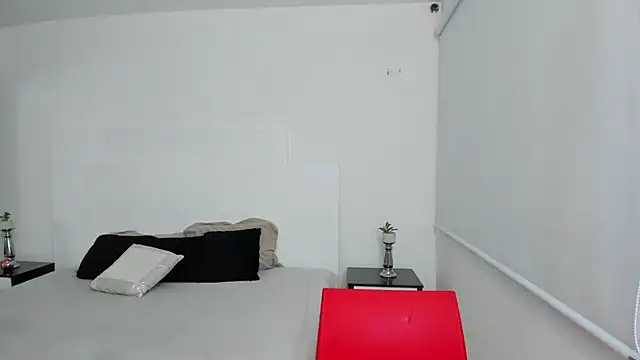 Dylan Taylor online show from February 27, 2025, 3:25 am