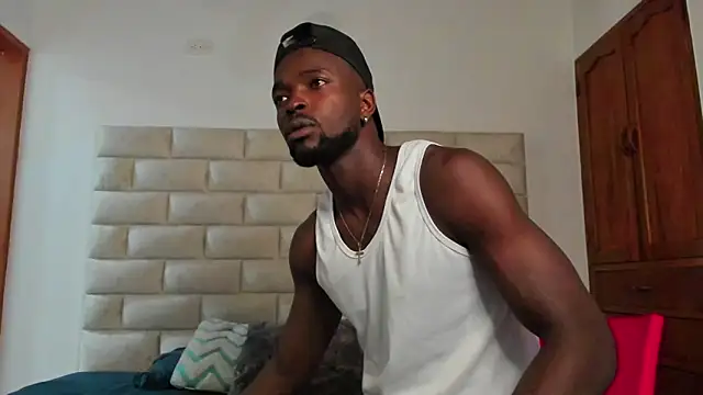 Dylan Taylor online show from November 25, 2025, 12:38 pm