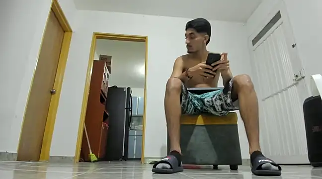 Snapshot of latin_bbc chatting on December 31, 2024, 3:12 am latin bbc online show from December 31, 2024, 3:12 am