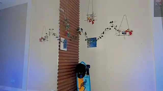 sweed angel online show from February 25, 2025, 11:19 am