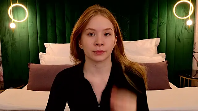 MichelleReid online show from March 20, 2025, 3:02 am