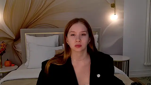 MichelleReid online show from November 20, 2025, 3:12 pm