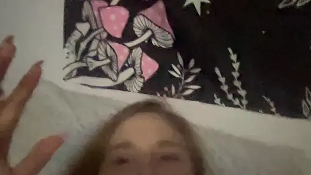 Snapshot of thickgingergoddess chatting on January 18, 2025, 7:15 pm thickgingergoddess online show from January 18, 2025, 7:15 pm