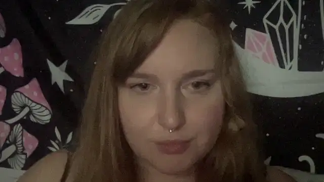 Snapshot of thickgingergoddess chatting on February 10, 2025, 3:35 am thickgingergoddess online show from February 10, 2025, 3:35 am