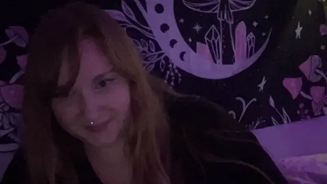 Snapshot of thickgingergoddess chatting on February 24, 2025, 8:06 am thickgingergoddess online show from February 24, 2025, 8:06 am