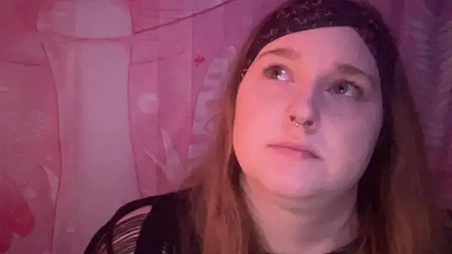 Snapshot of thickgingergoddess chatting on February 28, 2025, 11:23 pm thickgingergoddess online show from February 28, 2025, 11:23 pm