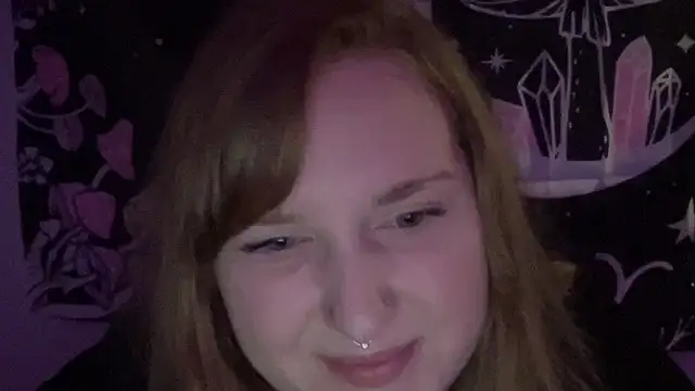 Snapshot of thickgingergoddess chatting on March 3, 2025, 3:52 am thickgingergoddess online show from March 3, 2025, 3:52 am