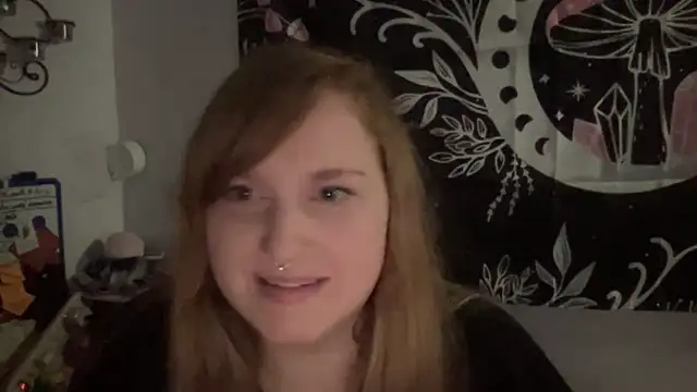 Snapshot of thickgingergoddess chatting on March 5, 2025, 12:16 am thickgingergoddess online show from March 5, 2025, 12:16 am