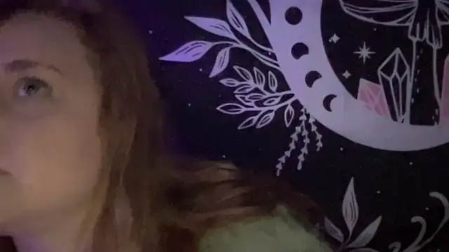 Snapshot of thickgingergoddess chatting on March 5, 2025, 4:24 am thickgingergoddess online show from March 5, 2025, 4:24 am