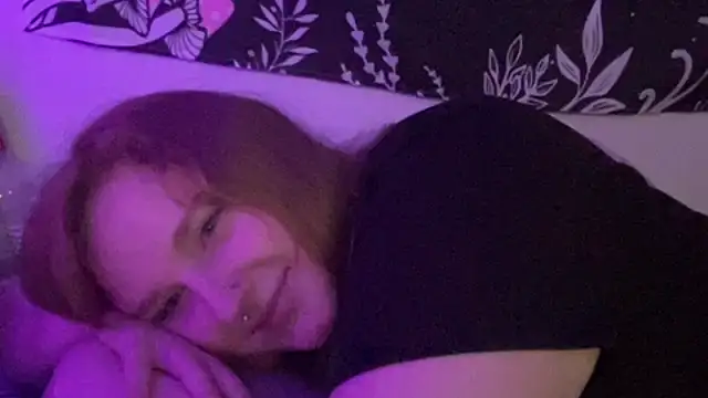 Snapshot of thickgingergoddess chatting on March 15, 2025, 3:07 am thickgingergoddess online show from March 15, 2025, 3:07 am