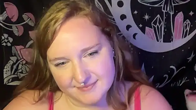 Snapshot of thickgingergoddess chatting on September 30, 2025, 2:49 am thickgingergoddess online show from September 30, 2025, 2:49 am