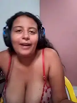 Snapshot of Babydol18_ chatting on January 26, 2025, 7:10 am Babydol18 online show from January 26, 2025, 7:10 am