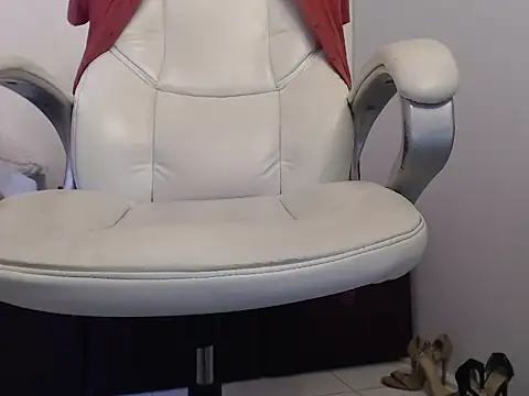 Snapshot of Xileny-Halliwey chatting on January 8, 2025, 1:41 pm Xileny-Halliwey online show from January 8, 2025, 1:41 pm