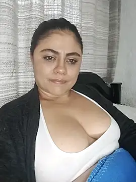 ElizabethWeil online show from February 17, 2025, 10:14 pm