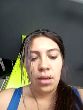 Snapshot of LIZ-06_ chatting on February 13, 2025, 12:43 pm LIZ-06 online show from February 13, 2025, 12:43 pm