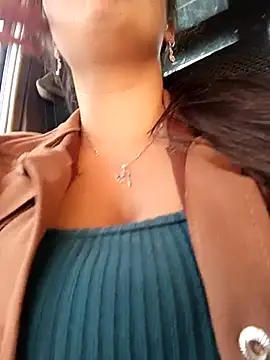 Snapshot of LIZ-06_ chatting on February 27, 2025, 10:20 pm LIZ-06 online show from February 27, 2025, 10:20 pm