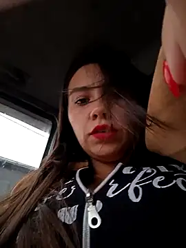 Snapshot of LIZ-06_ chatting on March 4, 2025, 10:38 pm LIZ-06 online show from March 4, 2025, 10:38 pm