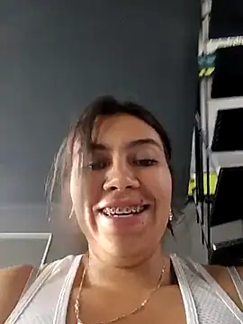 Snapshot of LIZ-06_ chatting on March 7, 2025, 12:56 pm LIZ-06 online show from March 7, 2025, 12:56 pm